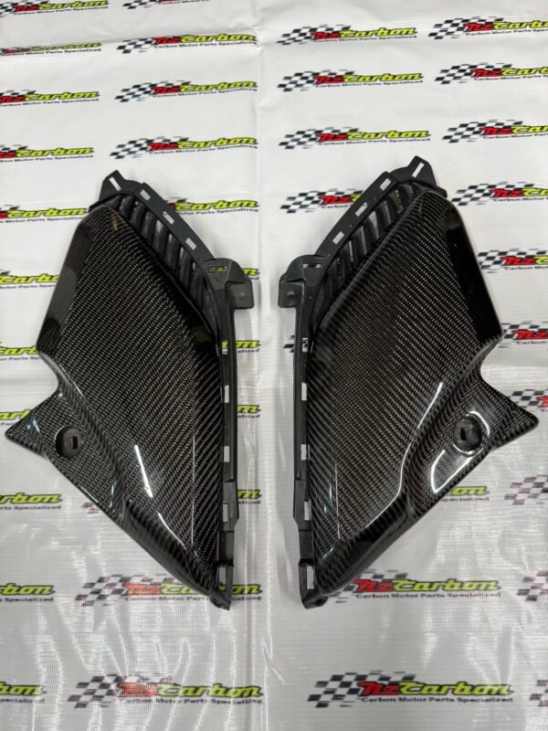 Carbon Deltabox for Yamaha XMAX V2 & V3 – Black Twill – Ready Stock & Preorder – RM389 incl. SST