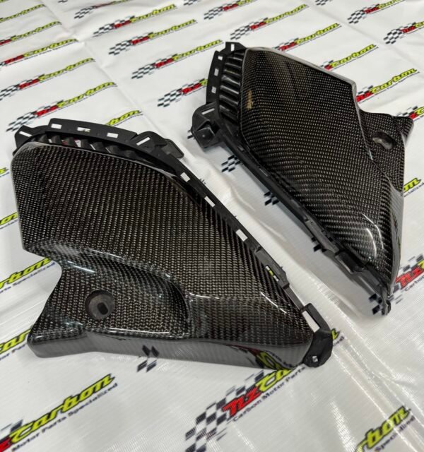 Carbon Deltabox for Yamaha XMAX V2 & V3 – Black Twill – Ready Stock & Preorder – RM389 incl. SST