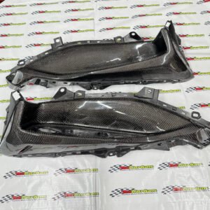 Carbon Footrest L/R for Yamaha XMAX V1 – XV1-019 Black Twill Carbon RM699 Ready Stock and RM629 Preorder