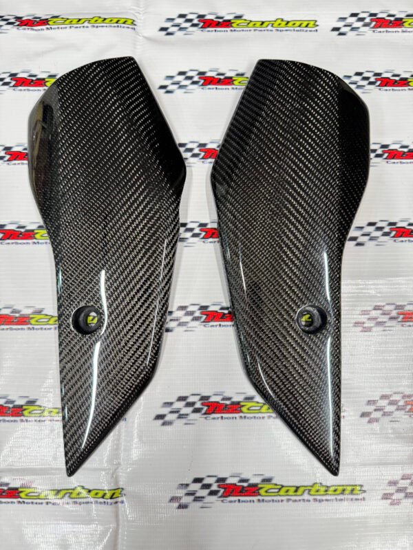 Carbon Front Fender Trims for Yamaha XMAX V2 – XV2-026 Black Twill Carbon RM369 Ready Stock and RM332 Preorder