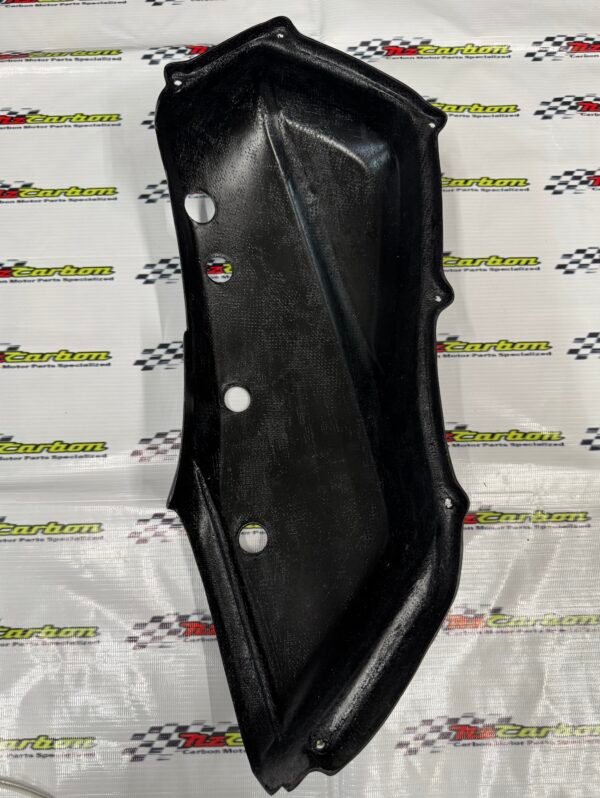 Carbon Full Air Filter Cover for Yamaha XMAX V1 & V2 – XV1-031 Black Twill Carbon RM419 Ready Stock and RM377 Preorder