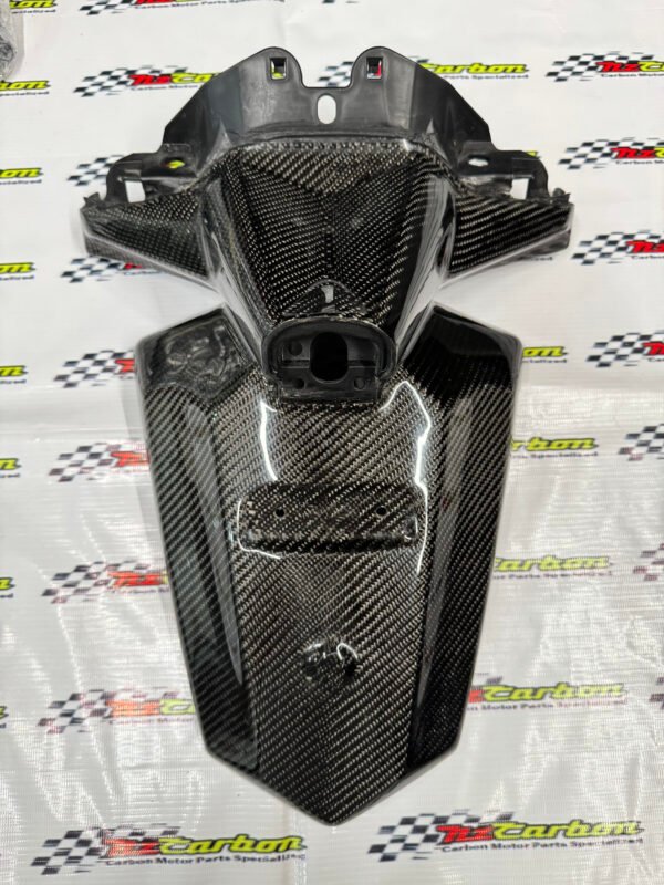 Carbon Rear Fender for Yamaha XMAX V1 – XV1-002 Black Twill Carbon Ready Stock and Preorder