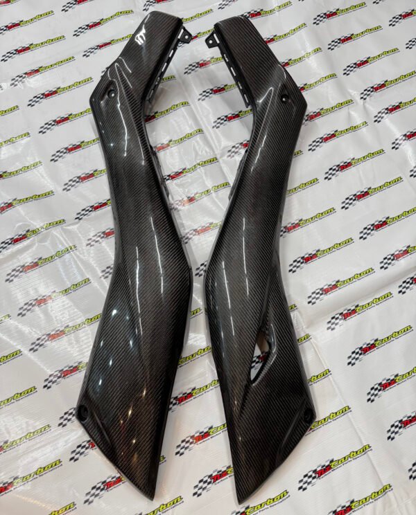 Carbon Side Panel for Yamaha XMAX V1 – XV1-013 Black Twill Carbon RM739 Ready Stock and RM665 Preorder