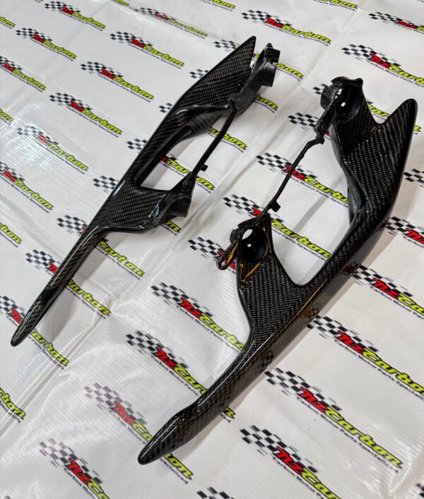 Carbon Spoiler for Yamaha XMAX V1 & V2 – XV1-023 Black Twill Carbon RM699 Ready Stock and RM629 Preorder